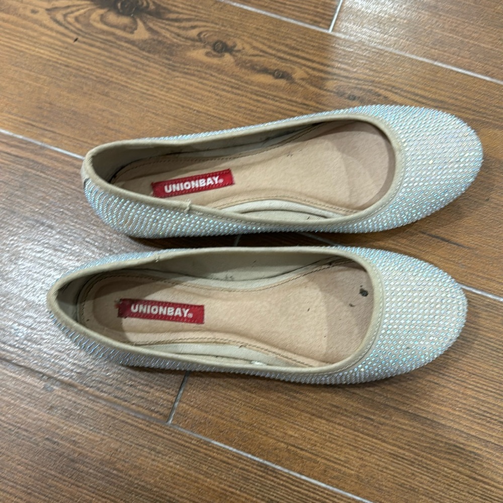 Ballet flats